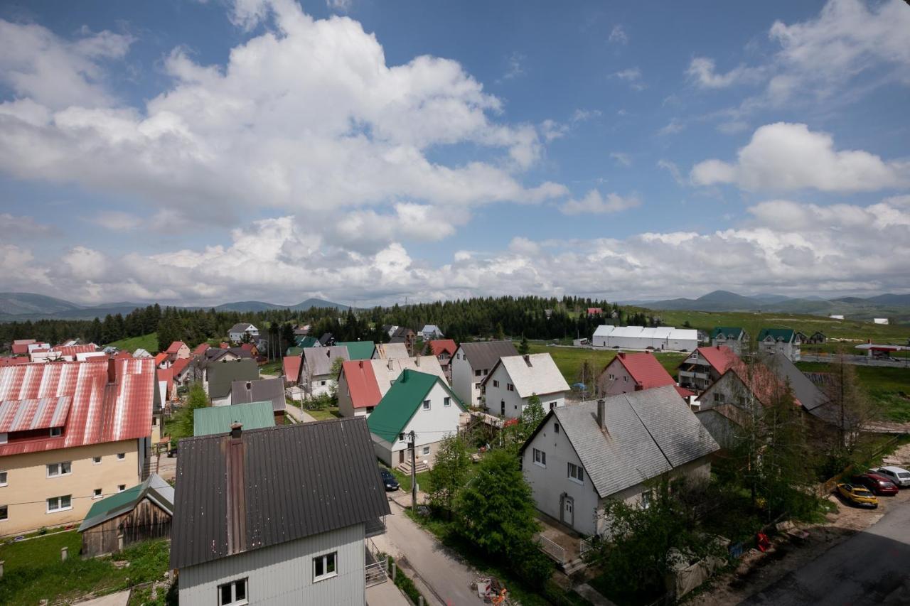 Forma Lux Zabljak Bagian luar foto