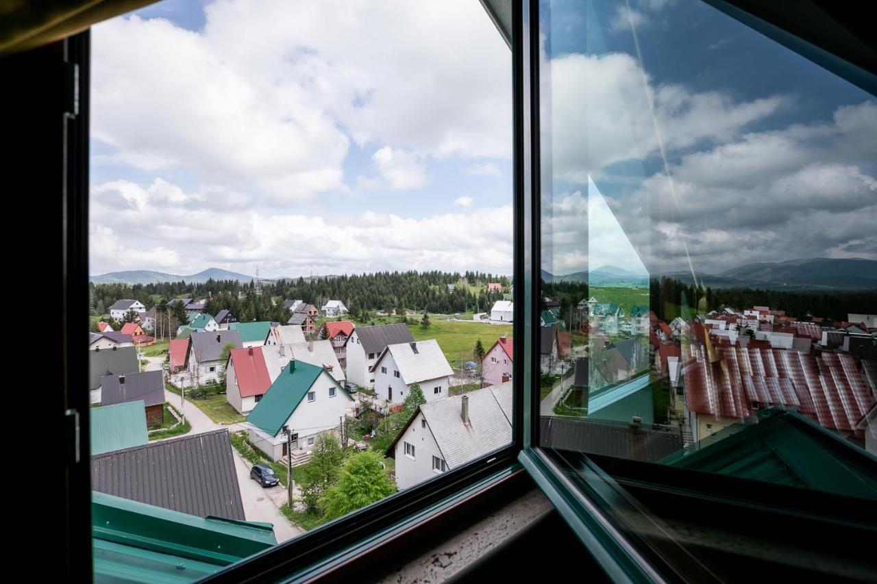 Forma Lux Zabljak Bagian luar foto