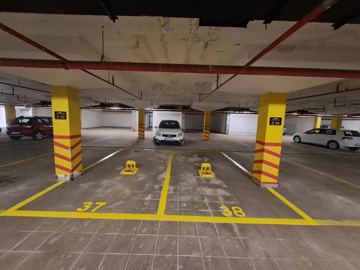 Forma Lux Zabljak Bagian luar foto